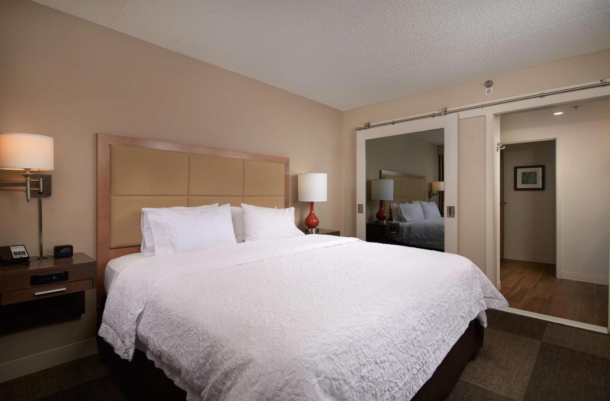 Hampton Inn & Suites Phoenix/סקוטסדייל מראה חיצוני תמונה