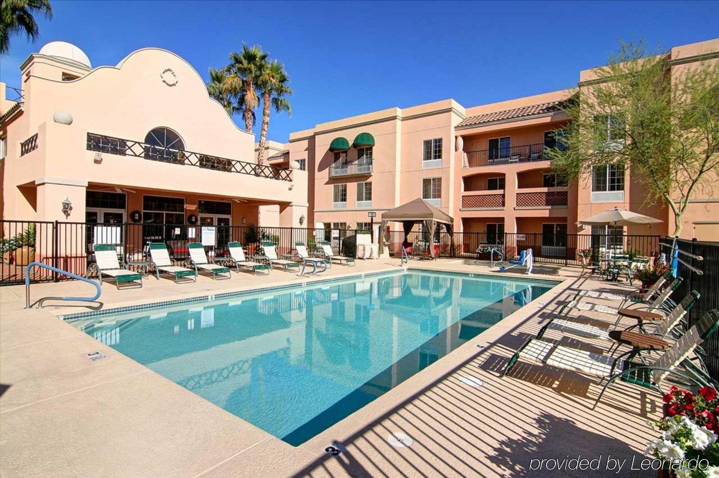 Hampton Inn & Suites Phoenix/סקוטסדייל מראה חיצוני תמונה