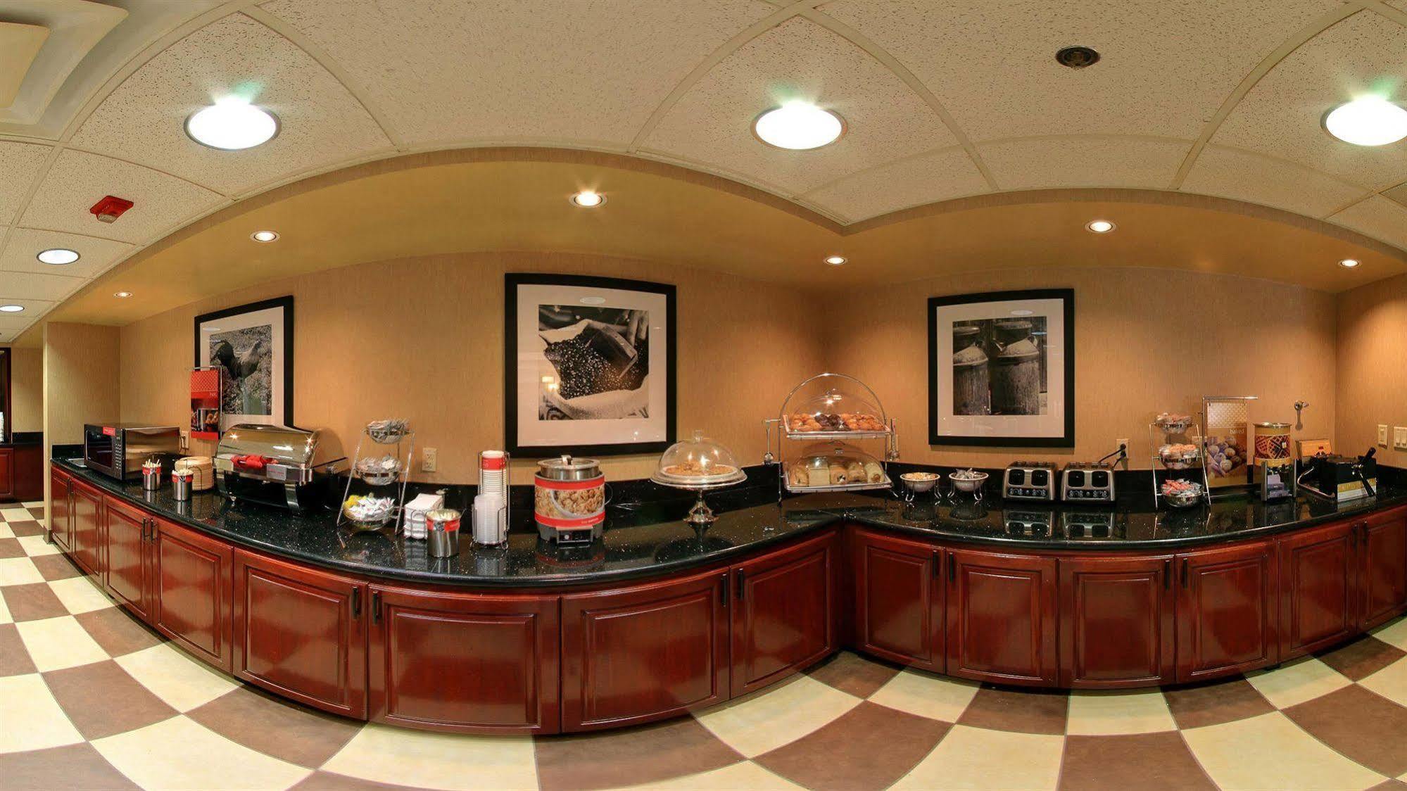 Hampton Inn & Suites Phoenix/סקוטסדייל מראה חיצוני תמונה